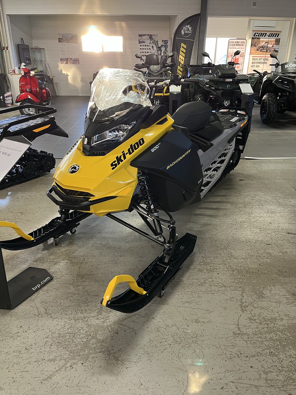 Ski-Doo Backcountry Sport 600 EFI