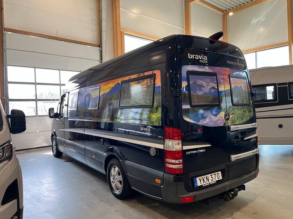 Bravia Swan 699 / Mercedes / Långbädd / Solcell / Drag /Auto - Bravia