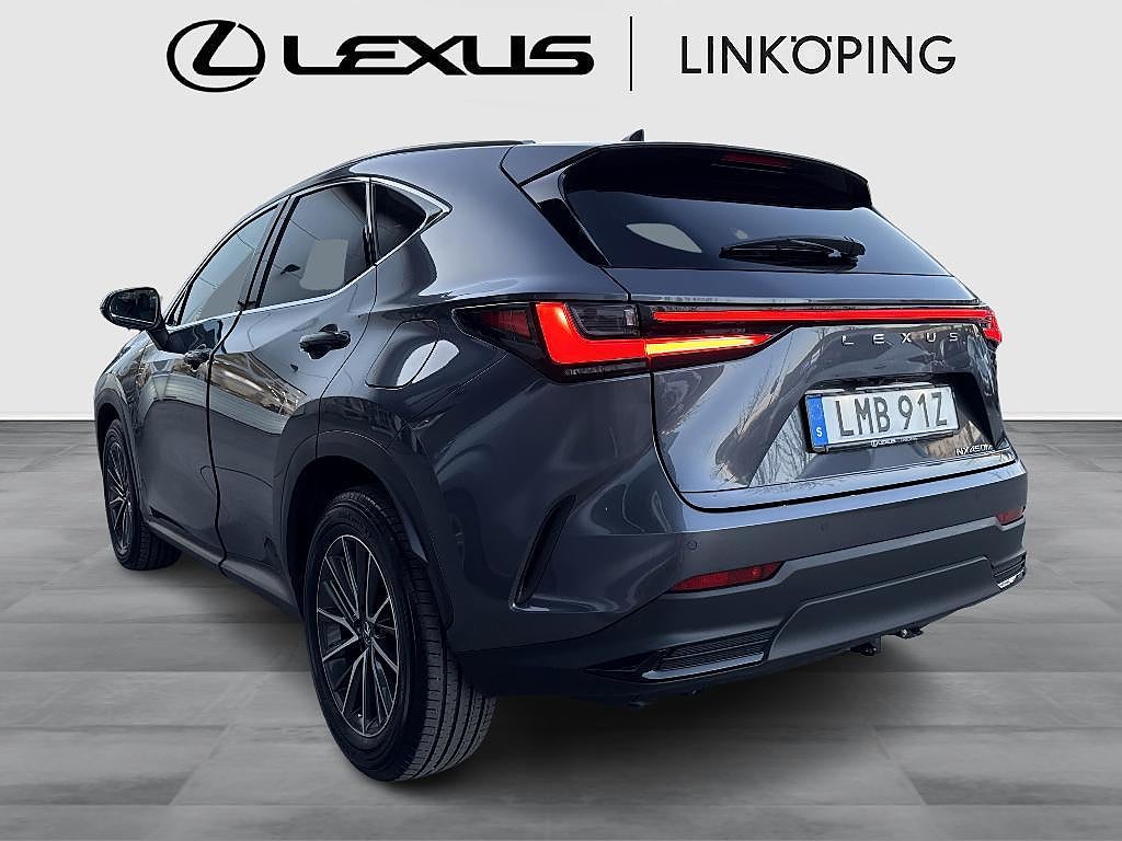 Lexus NX 2025 - miniatyr 2