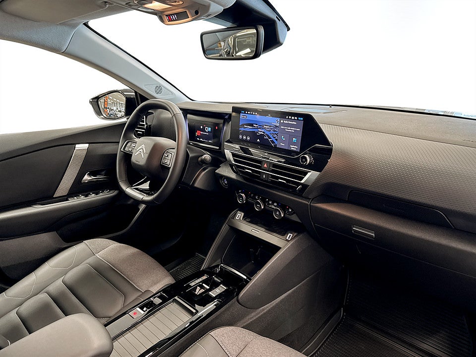 Bild på Citroën C4 Shine 1.2 PT 130hk Aut NAVI CARPLAY