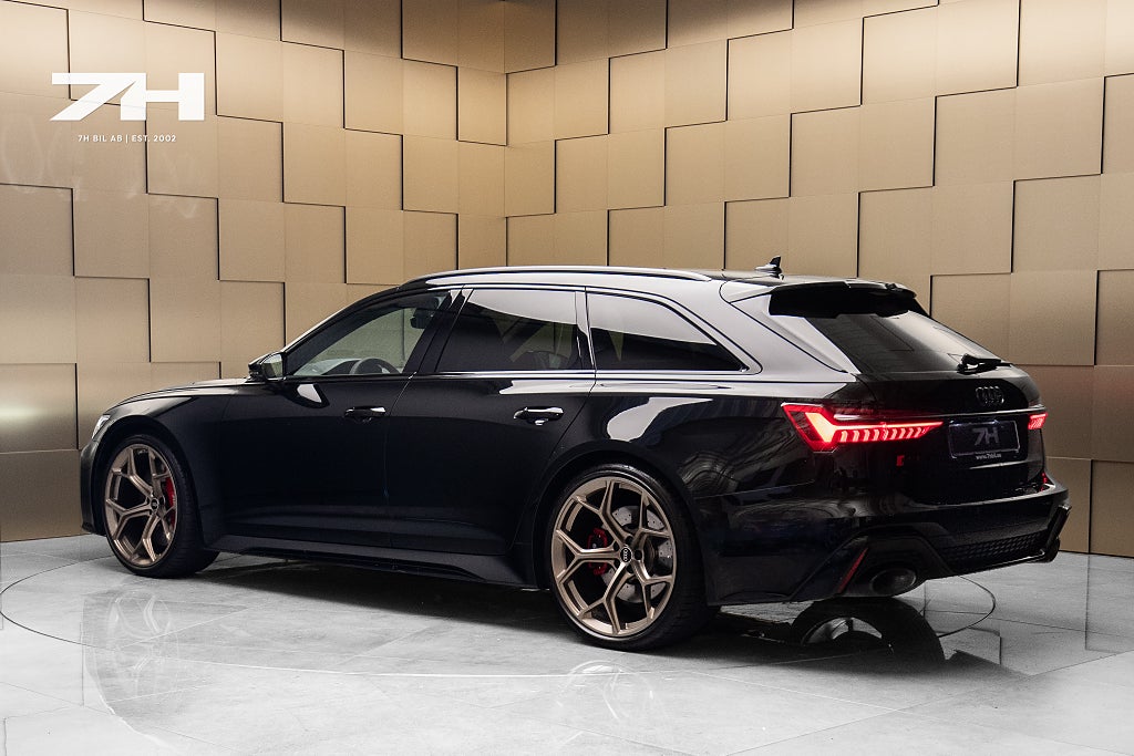 Audi RS6 Performance / 22" / Alpin Pkt. / Laser / Pano / Drag