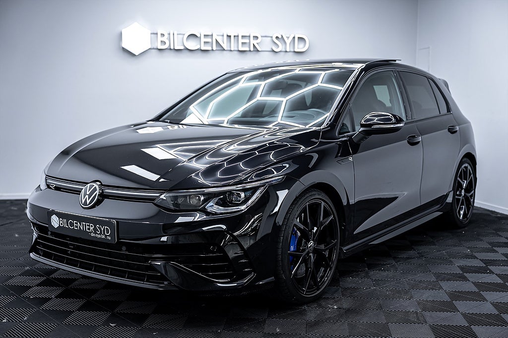 Volkswagen Golf R 2.0 TSI|4Motion DSG|HuD|Pano|H/K|Akrapovi?|320hk