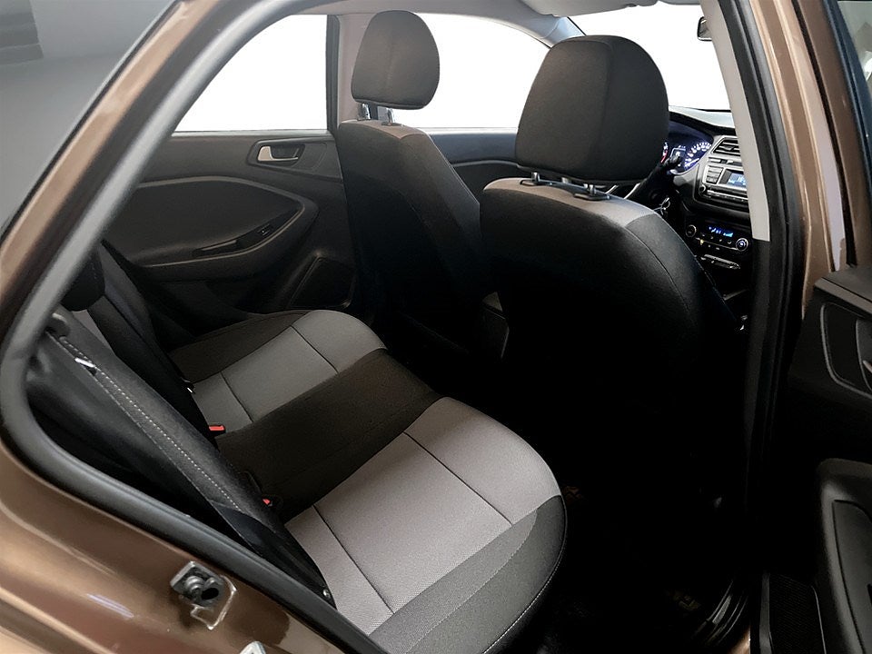 Bild på Hyundai i20 Premium Active 100hk - CARPLAY. P-SENSOR BAK