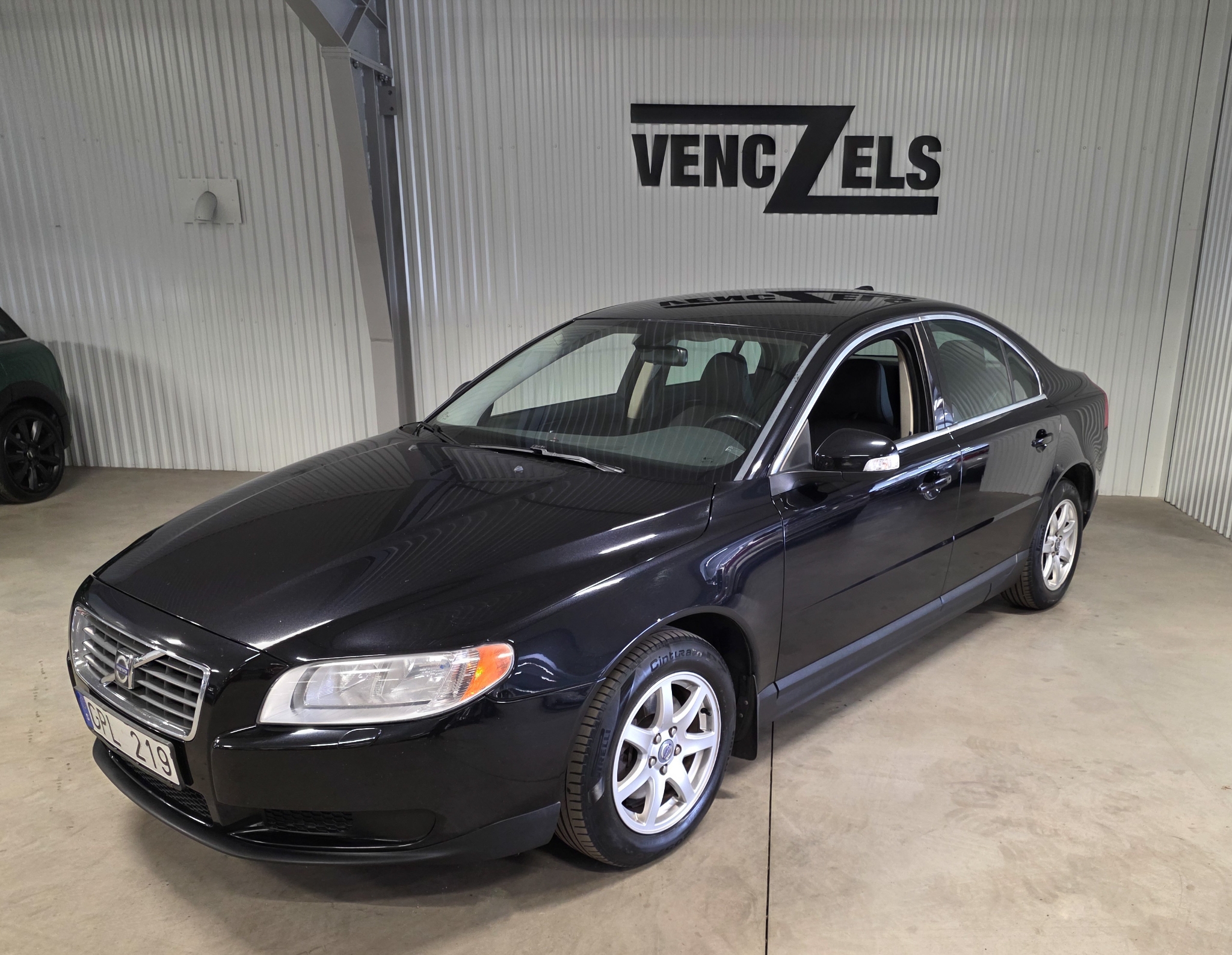 Volvo S80