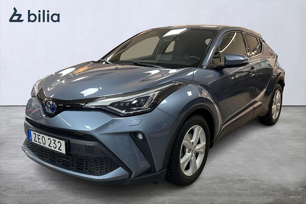 Toyota C-HR Hybrid 1,8 X EDITION JBL TEKNIK Vinterhjul Servad Gara