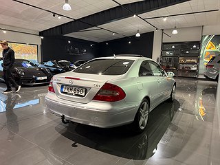 Sportkupé Mercedes-Benz CLK 8 av 10