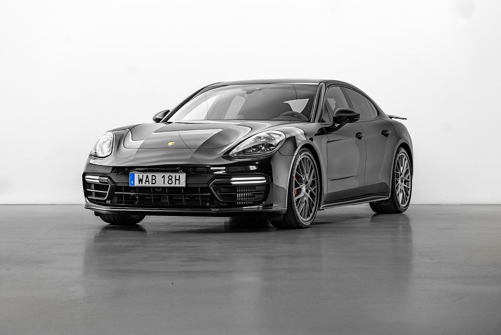 Porsche Panamera GTS - Svensksåld - 2 ägare