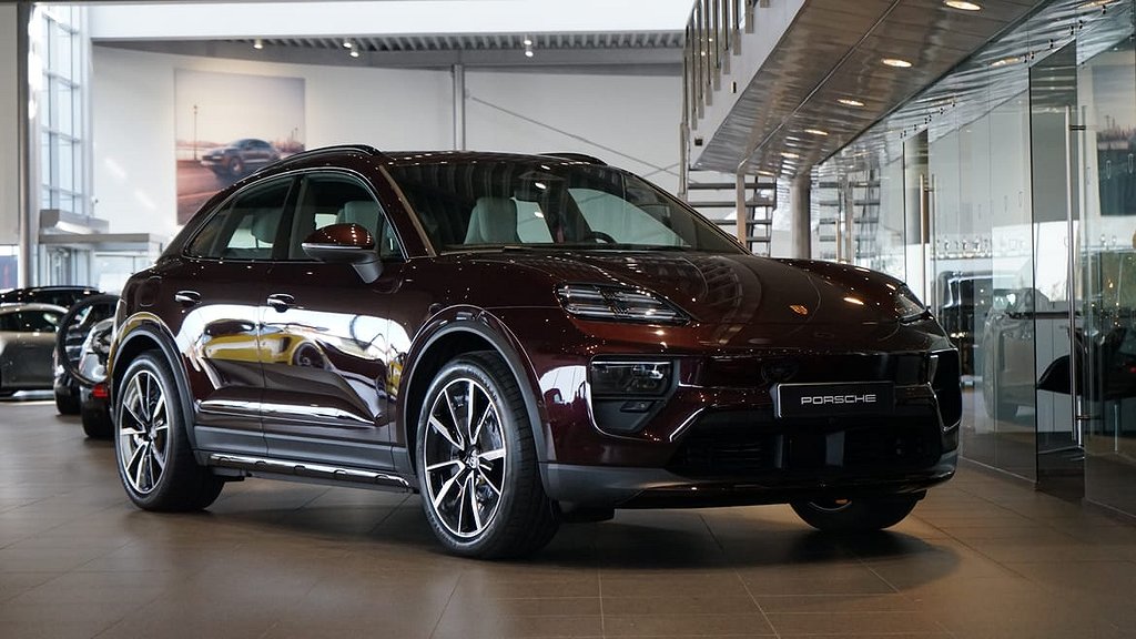 Porsche Macan 4 Electric