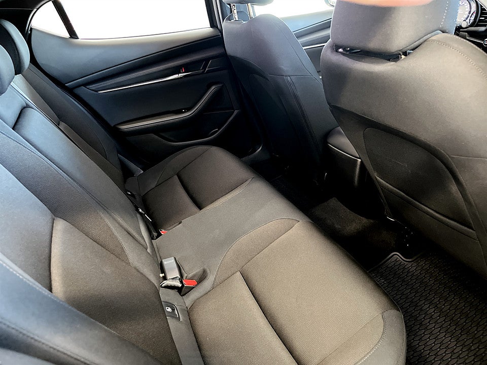 Bild på Mazda 3 Sky 2.0 SKYACTIV-G M 150hk B-KAMERA CARPLAY NAVI