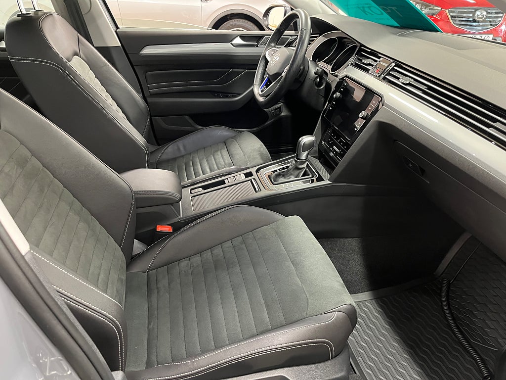 Volkswagen Passat 2023 - miniatyr 21