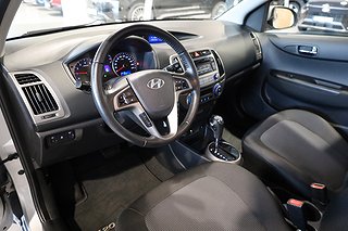 Halvkombi Hyundai i20 8 av 19