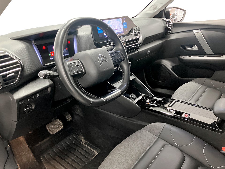 Bild på Citroën C4 Shine 1.2 PT 155hk Aut B-KAMERA CARPLAY