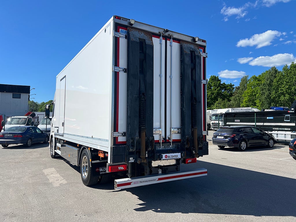 Scania G320 4x2 Maskintransport, Borrigg, Servicebil