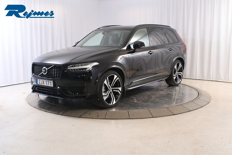 Volvo XC90 Recharge T8 Ultimate Dark Edition.