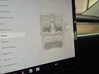 Tesla Model Y Long Range AWDLong Range S&V/Drag/kamera/Pano/Värmepump – bild 22