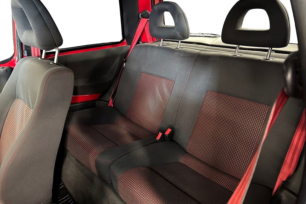 Volkswagen Lupo 1.6 GTI 125hk, Nylackad