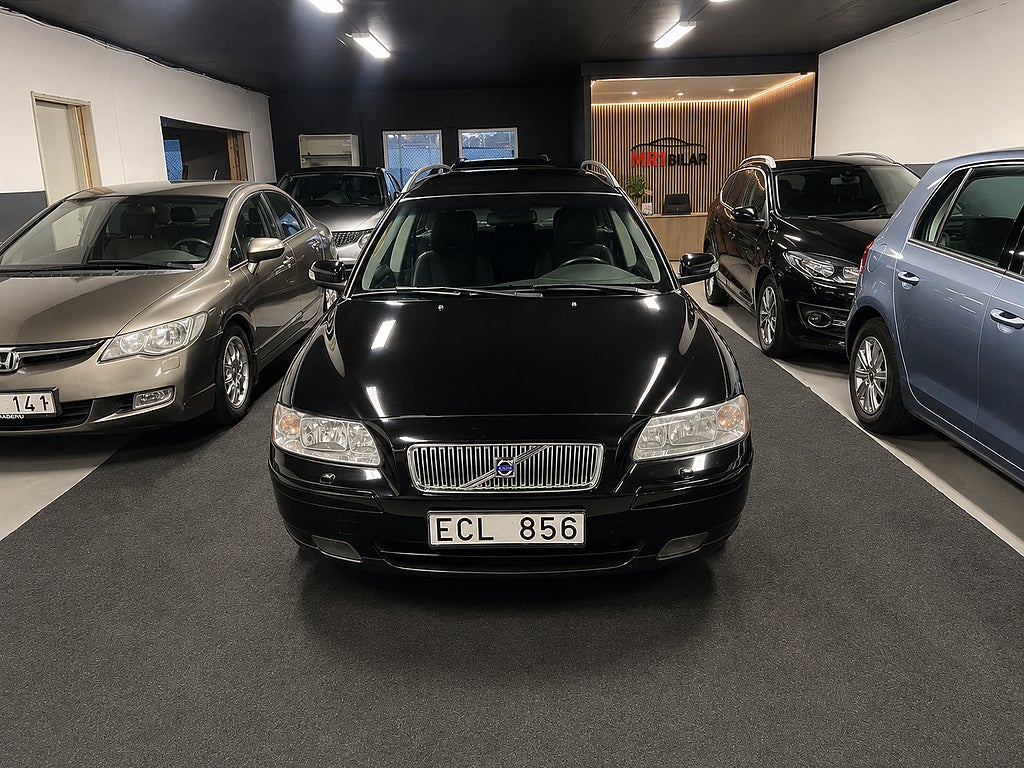 Volvo V70 2.4 Kinetic Euro 4 Ny servat