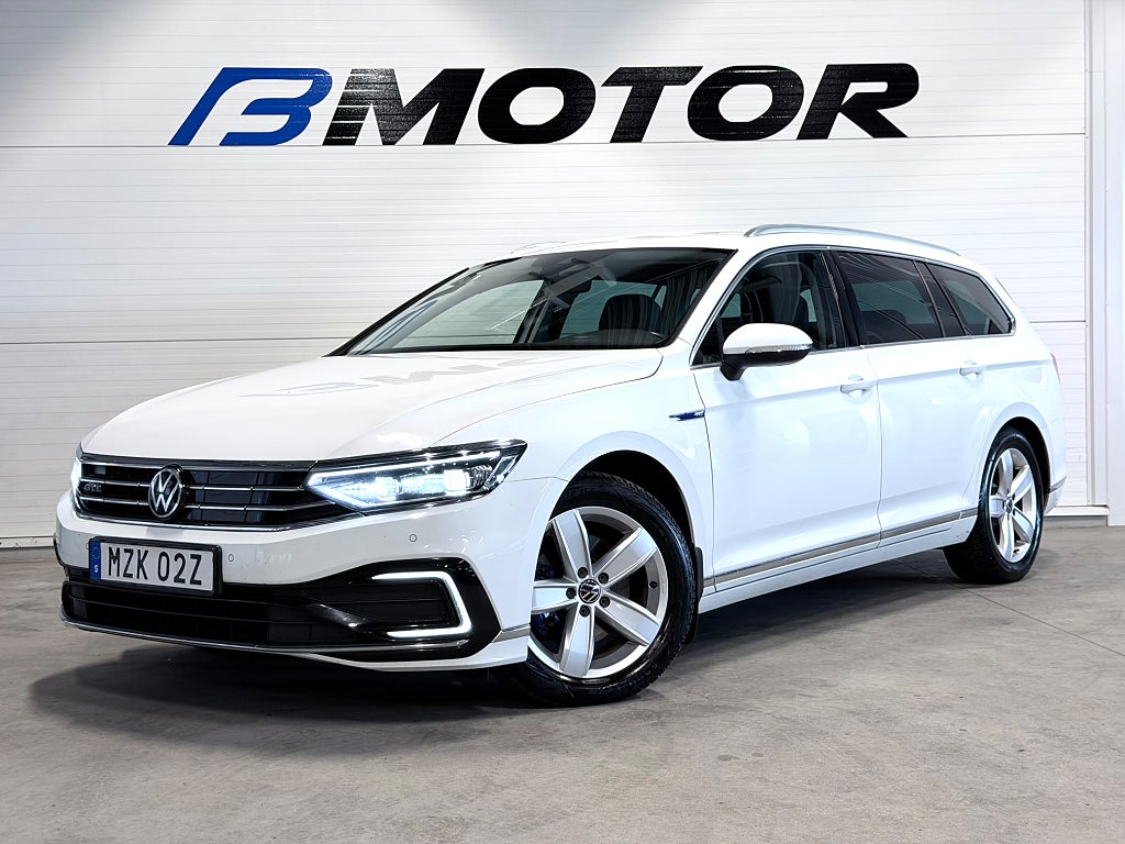 Volkswagen Passat Sportscombi GTE 1.4 Executive Cockpit Navi värmeare