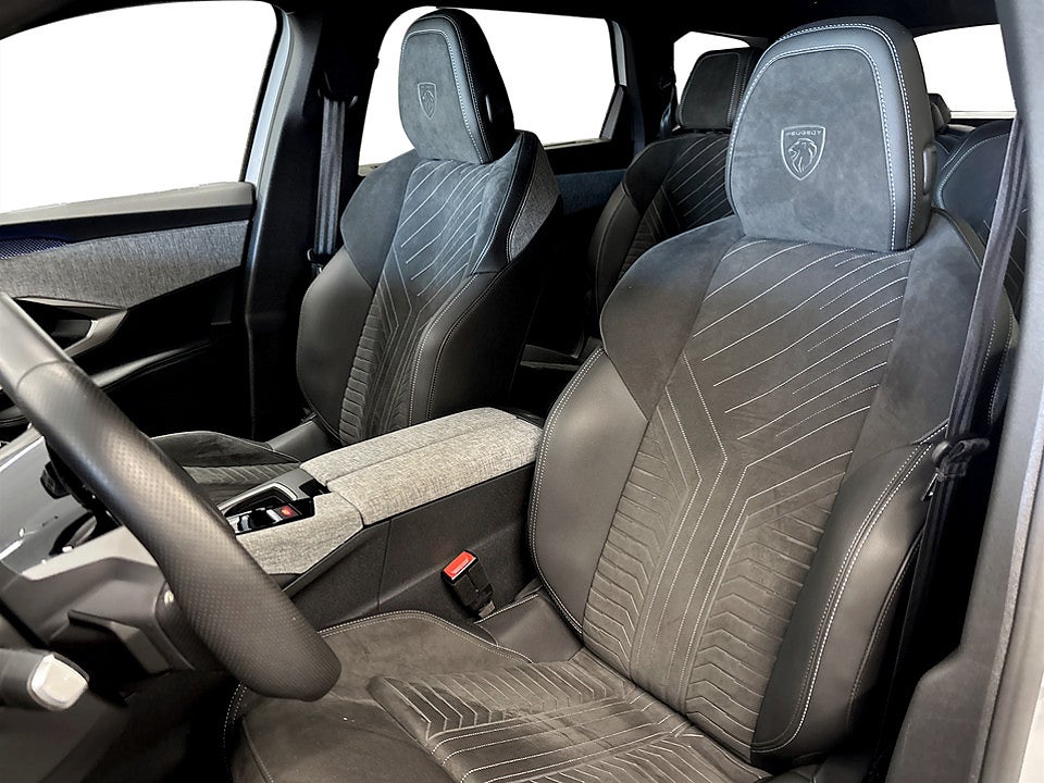 Bild på Peugeot 5008 GT Hybrid 145hk Aut MASSAGE 7-SITS B-KAMERA 