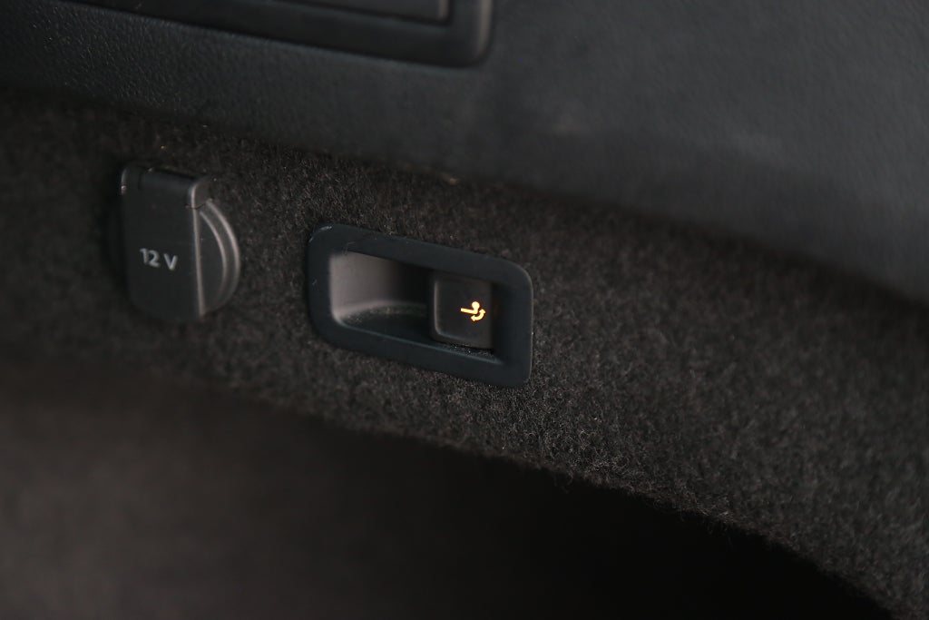 Volkswagen Passat Sportscombi GTE Executive Cockpit Panorama Värmare Drag 2020