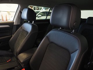 Kombi Volkswagen Passat 18 av 23