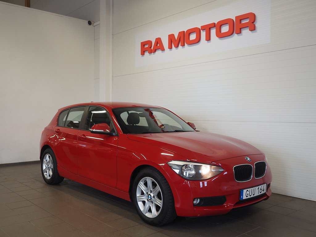 BMW 116 d 5-dörrars Steptronic  Automat P-Sensorer 2013