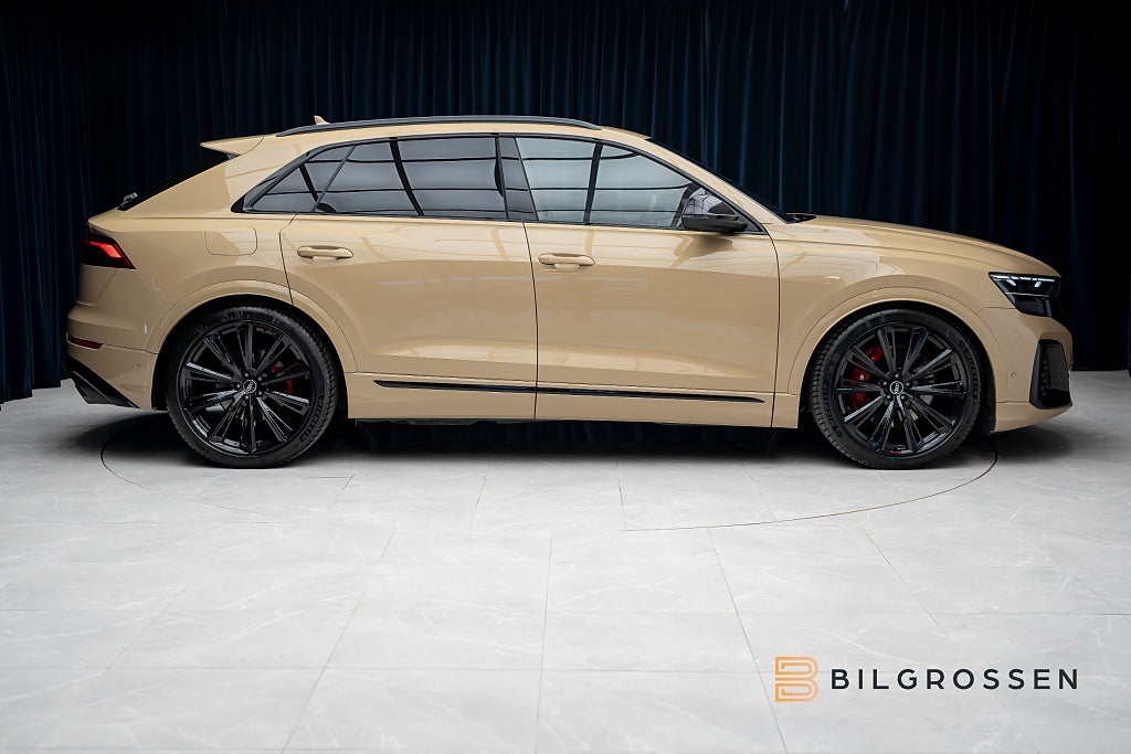 Audi SQ8 TFSI quattro B&O Luftfjädring Massage Pano 360 MOMS