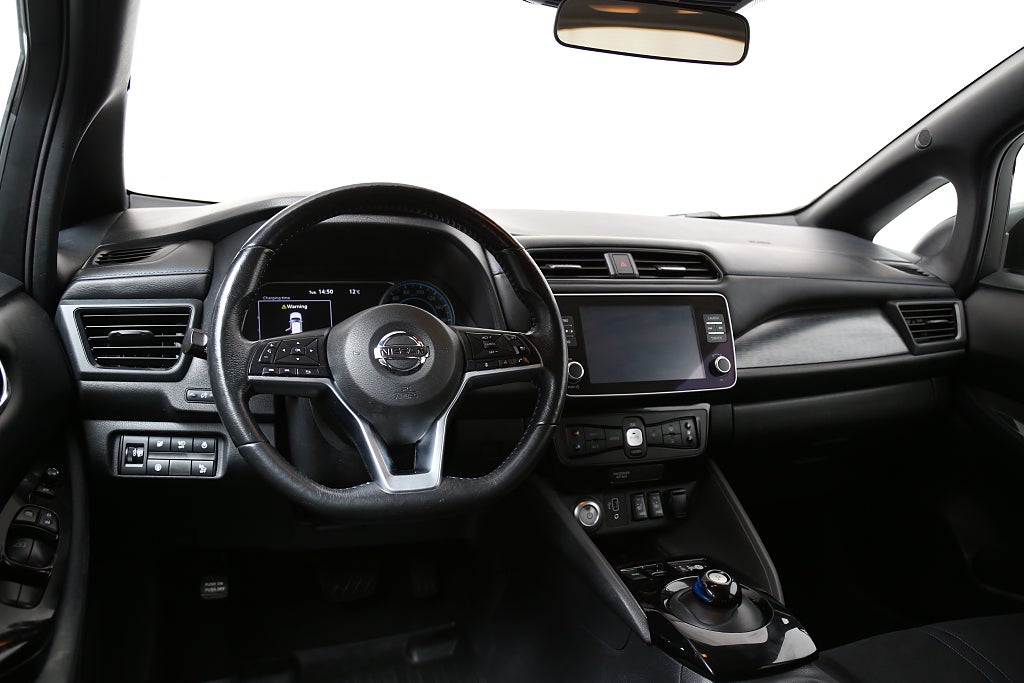 Nissan Leaf 40 kWh N-Connecta 360° I Navi I Motorvärmare 2020