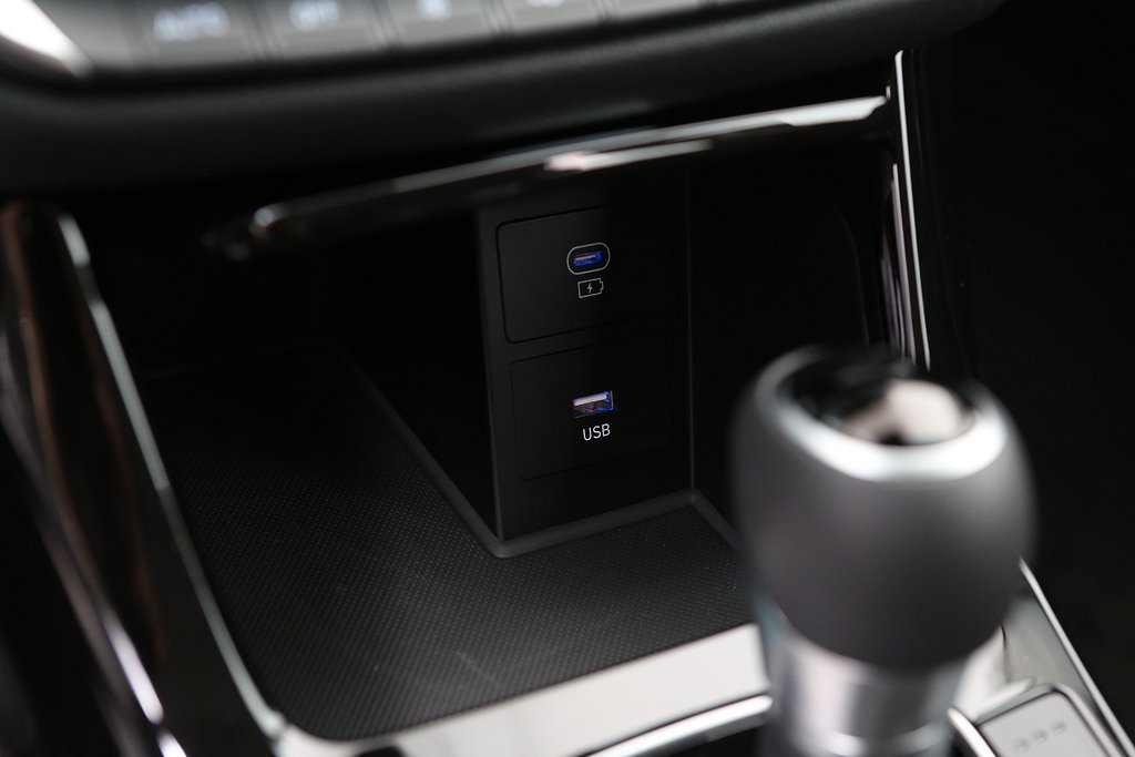 Hyundai i30 Kombi 1.0 T-GDi DCT MHEV Essential | Moms 2025