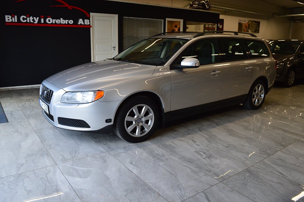 Volvo V70 2.0 (145hk) Flexifuel / 2-Ägare / Drag / M-Värmare / Nyservad