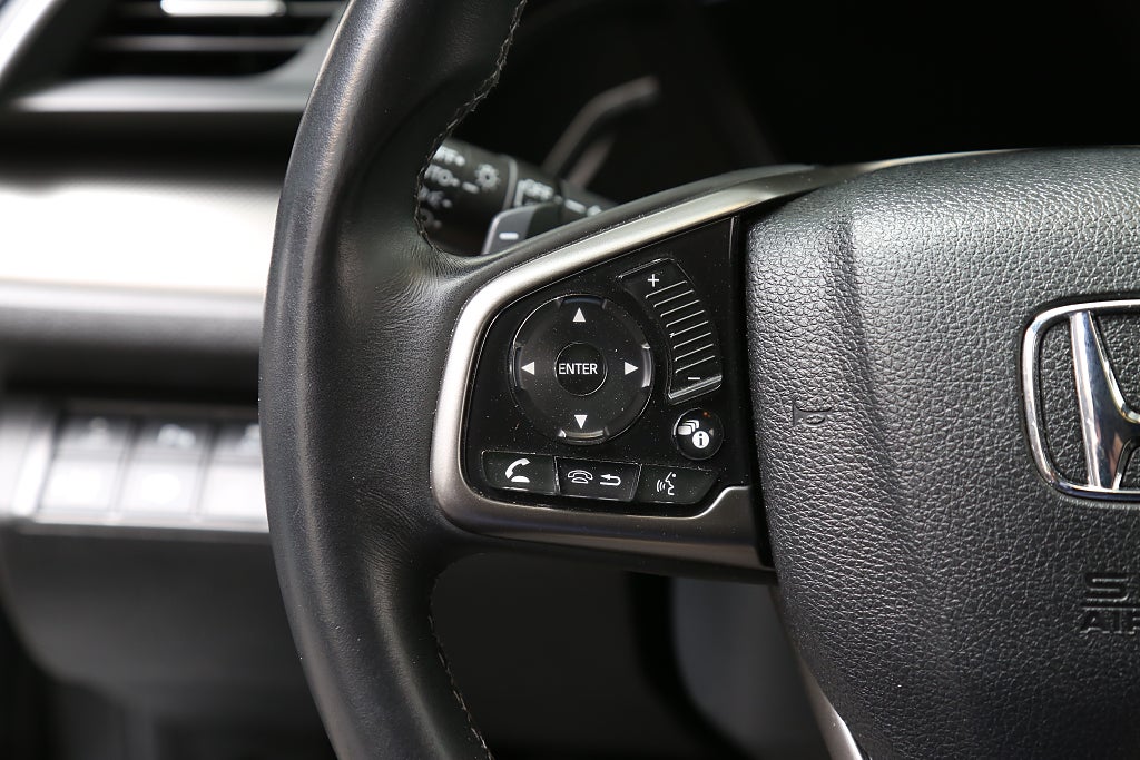 Honda Civic 1,5 i-VTEC Turbo Prestige Aut 5D Motorvärmare 2017