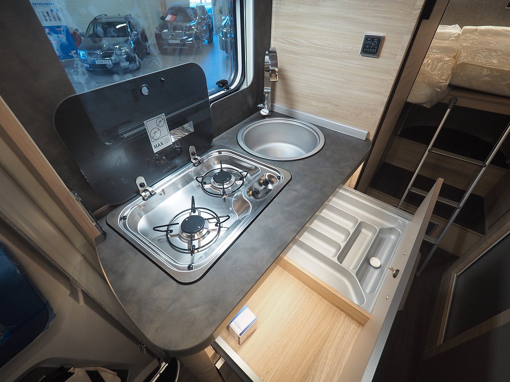 Knaus Van Ti Plus 650 MEG Platinum 4X4 I ALDE I AUT I 177hk 2023