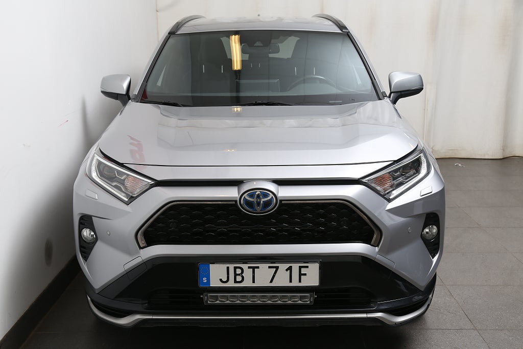 Toyota RAV4 Plug-in Hybrid E-CVT X-Edition AWD Extraljus Drag 2021