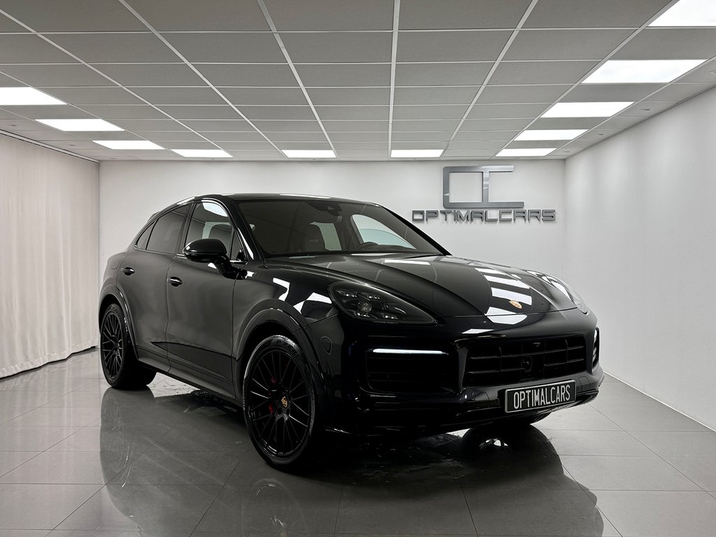 Porsche Cayenne GTS Coupé 460HK Pano BOSE BLACK EDT. SE SPEC