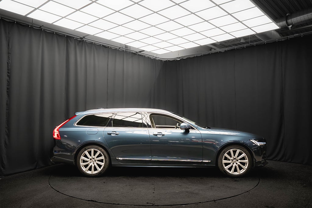 Volvo V90 D4 AWD Inscription LÄDER KAMERA D-VÄRMARE BLIS 2-ÄGARE