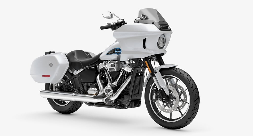 Harley-Davidson Low Rider ST FXLRST JUNIKAMPANJ / HEMLEVERANS ?/ SPARA 20000KR 