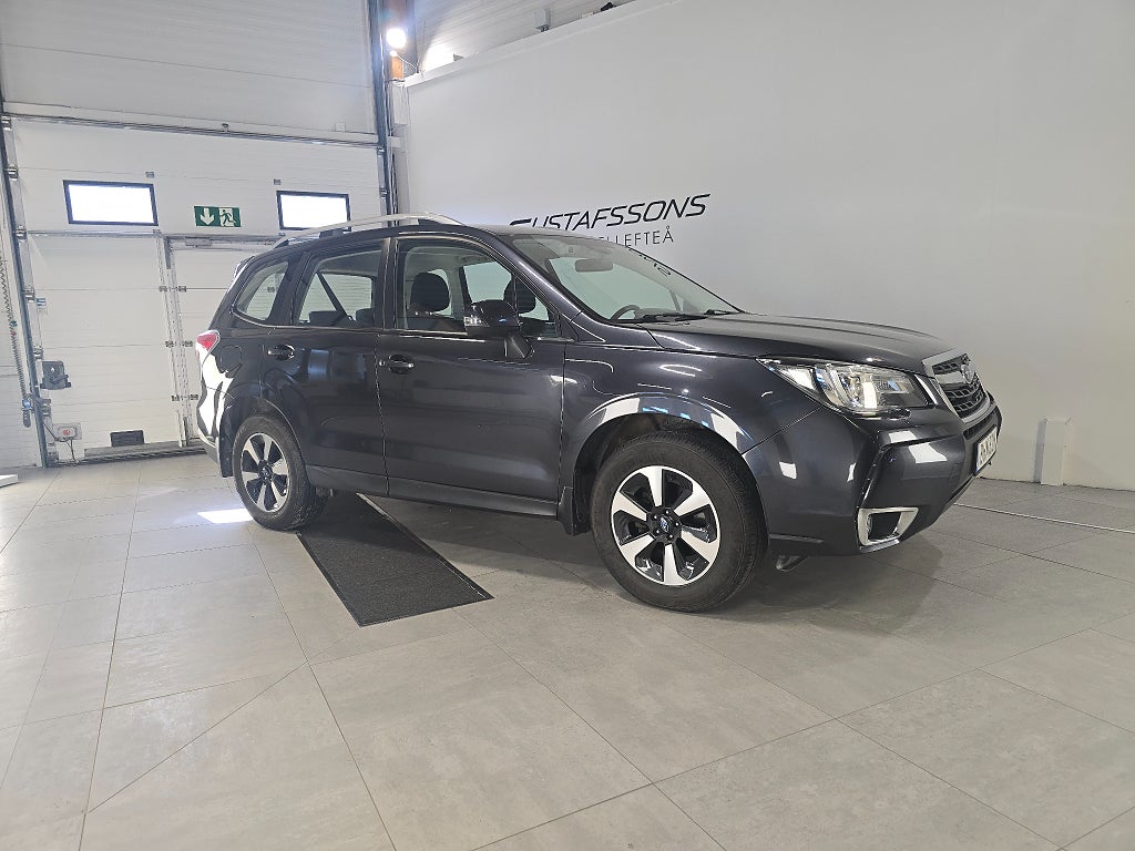 Subaru Forester 2.0 4WD | Vinterhjul, Dragkrok, Motorvärmare