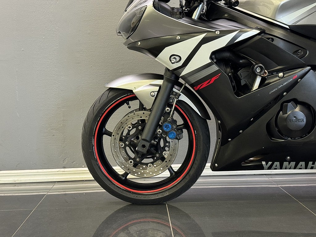 Yamaha YZF-R6 0.6