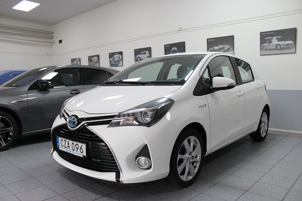 Toyota Yaris Hybrid e-CVT Active, Executive