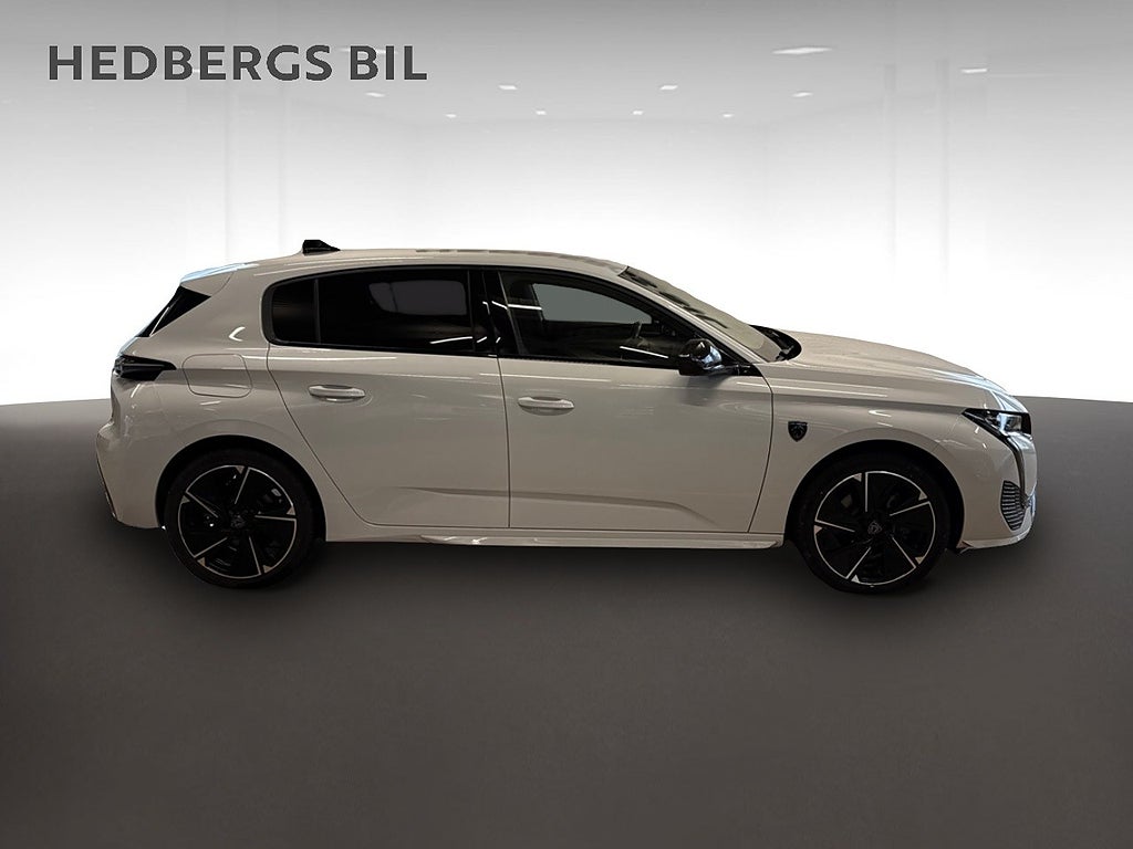 Peugeot E-308  GT AUT thumbnail