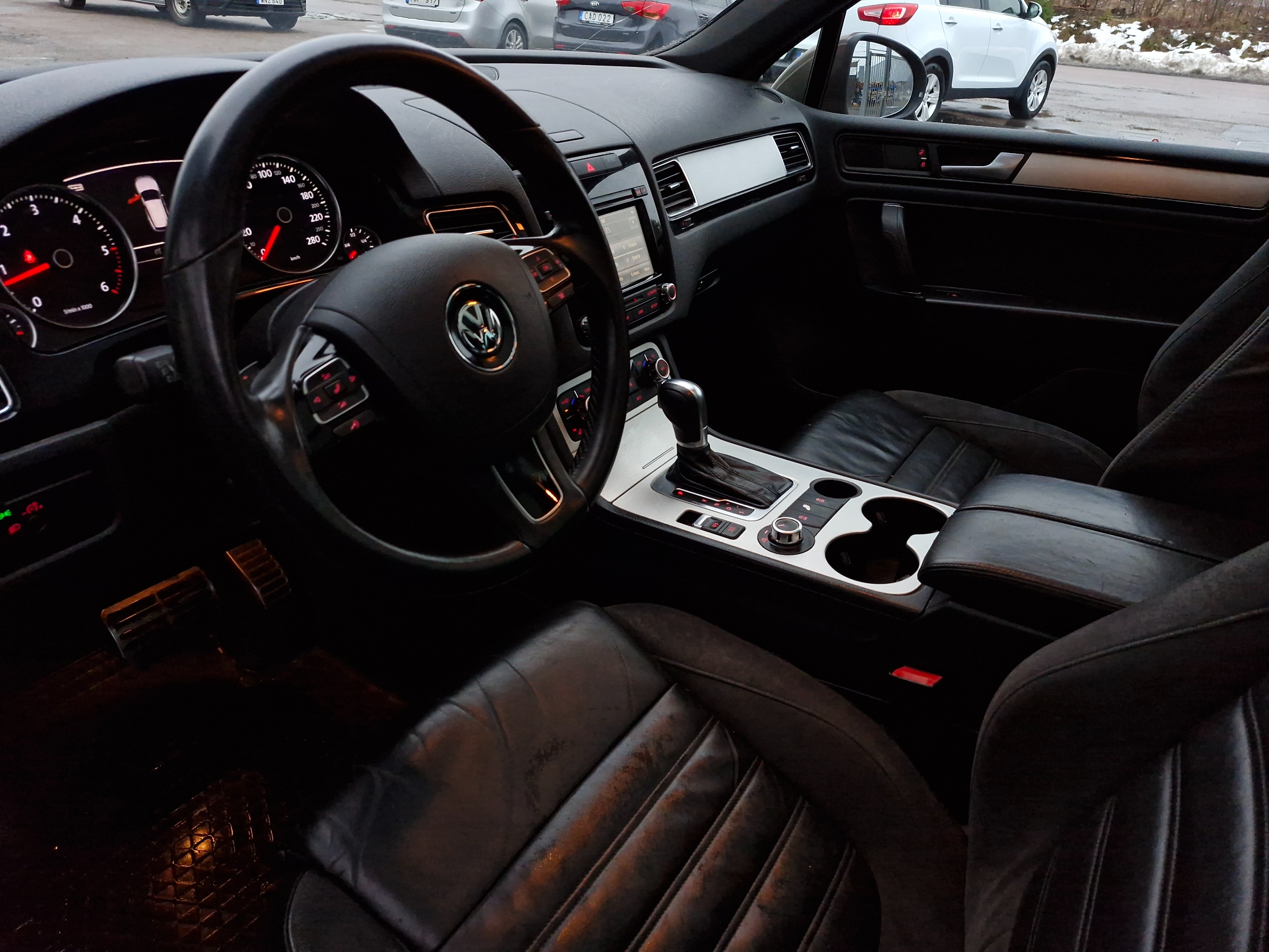 Volkswagen Touareg 2012, bild 7/45