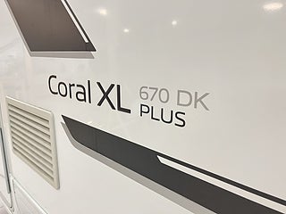 Husbil-alkov Adria CORAL XL 670 DK 29 av 29