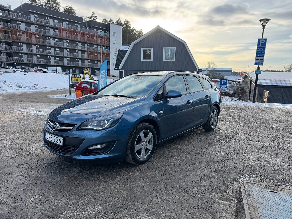 Opel Astra Sports Tourer 1.4 Turbo Enjoy Euro 5