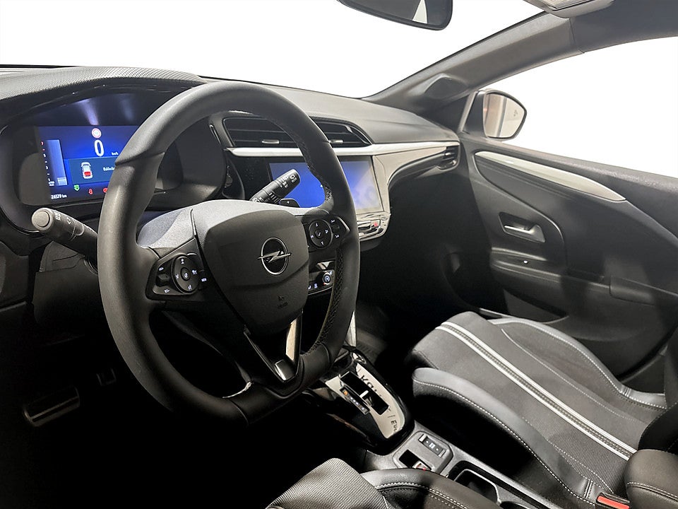 Bild på Opel Corsa GS 1.2 PT 100hk Aut B-KAMERA CARPLAY RATTVÄRME