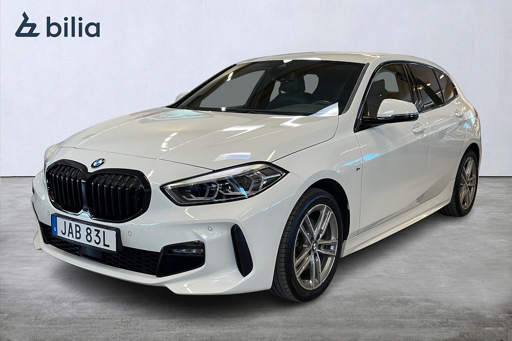 BMW 118I M Sport | Tonade rutor | PDC | LED