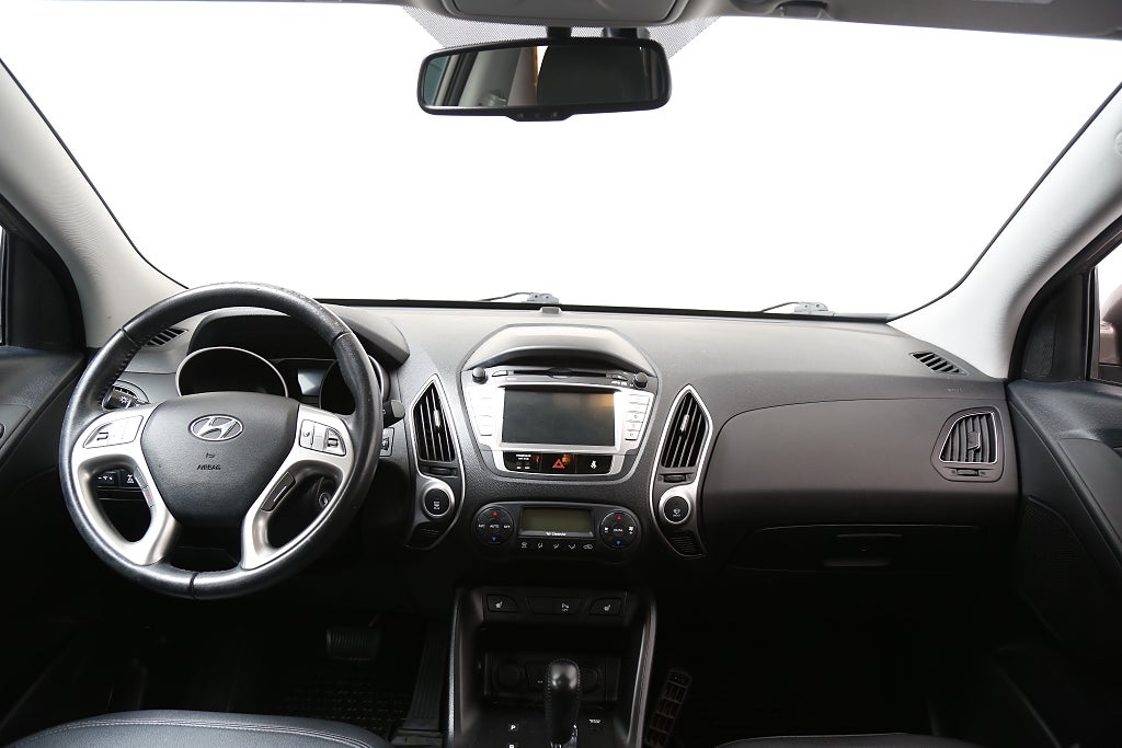 Hyundai ix35 2,0 163hk 4WD Aut Kamera I Panorama I Navi I 5246 mil 2012