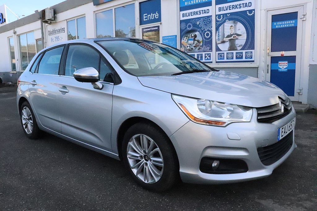 Citroën C4 1.2 e-THP Navigator|SoV-Hjul|Panoramatak|P-Sensor