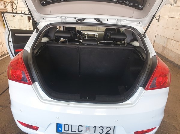 Kia ProCeed 2.0 CRDi 140hk 2008, kuva 7/37