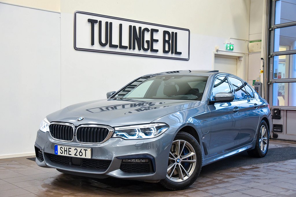 BMW 530e Sedan M Sport Innovation H&K Taklucka Läder 1-Ägare