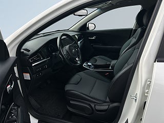Kia Niro e- 64 kWh Rattvärme/Navi/Adaptiv Fart/SoV-Däck/Kamera – bild 7